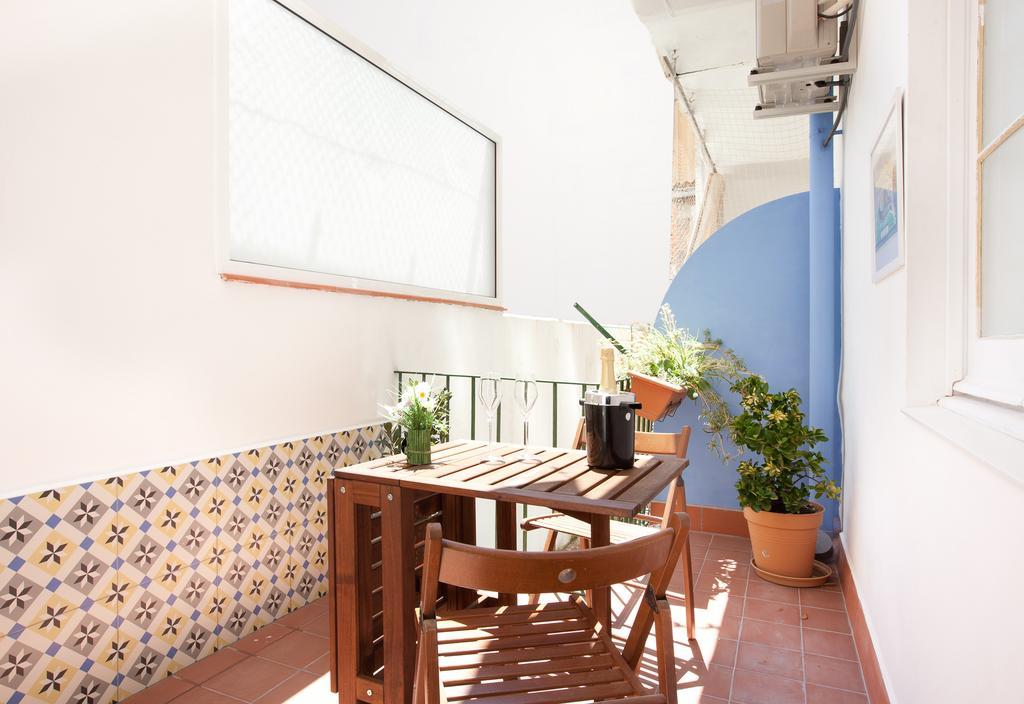 Centric Apartment El Molino Theater P1 Барселона Номер фото